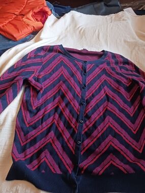 Merona Navy and Magenta Chevron Cardigan Sweater